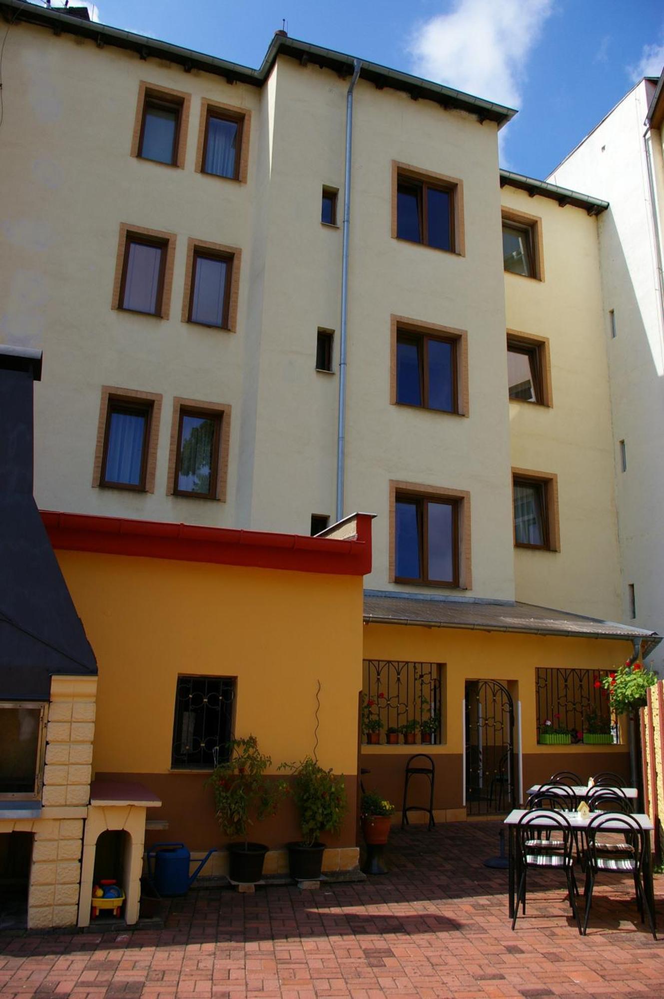 Pension Duel Ústí nad Labem Екстериор снимка